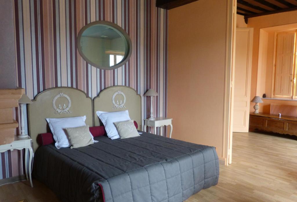 Logis Hotel Le Relais Louis XI Meung-sur-Loire Pokoj fotografie